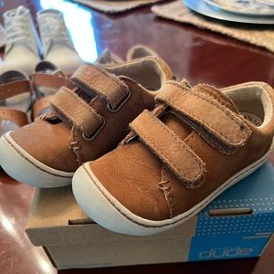 Footmates Leather Velcro Sneakers